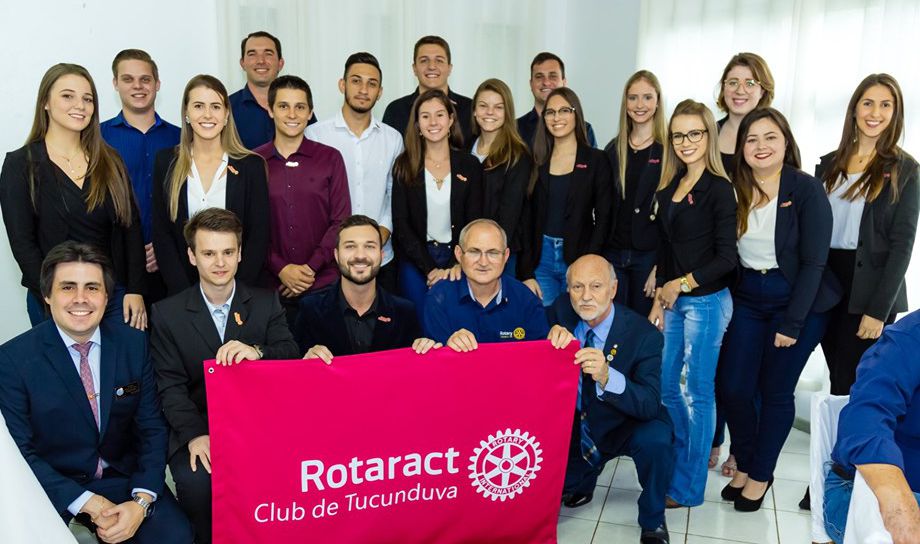 Fundação de Rotaract Club