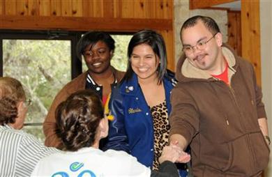 Rotary ajuda estudantes a se prepararem para o mundo dos negócios