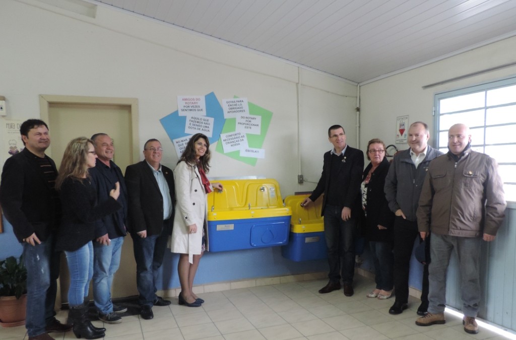 Doação de bebedouros