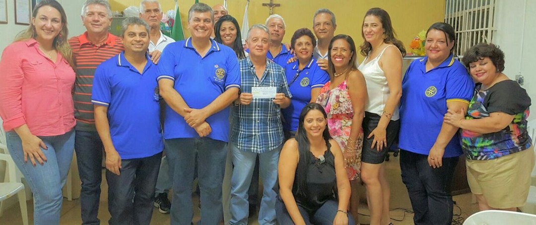 Feijoada em prol do Instituto do Câncer de Curvelo