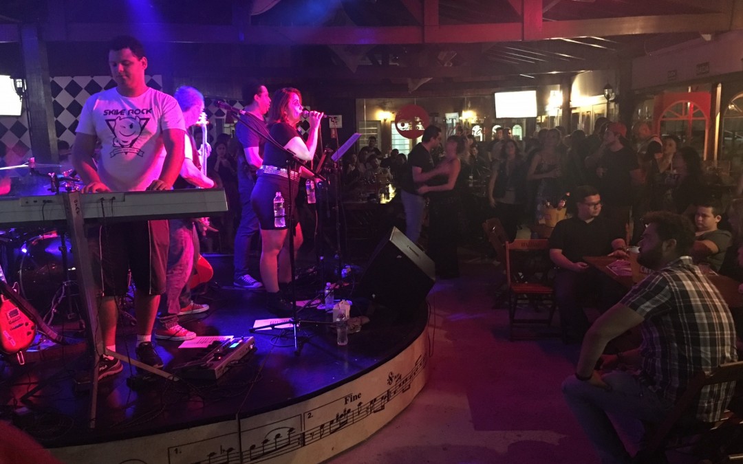 Noite de rock contra a pólio