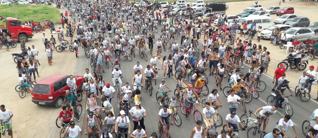 Milhares de ciclistas em Guanambi