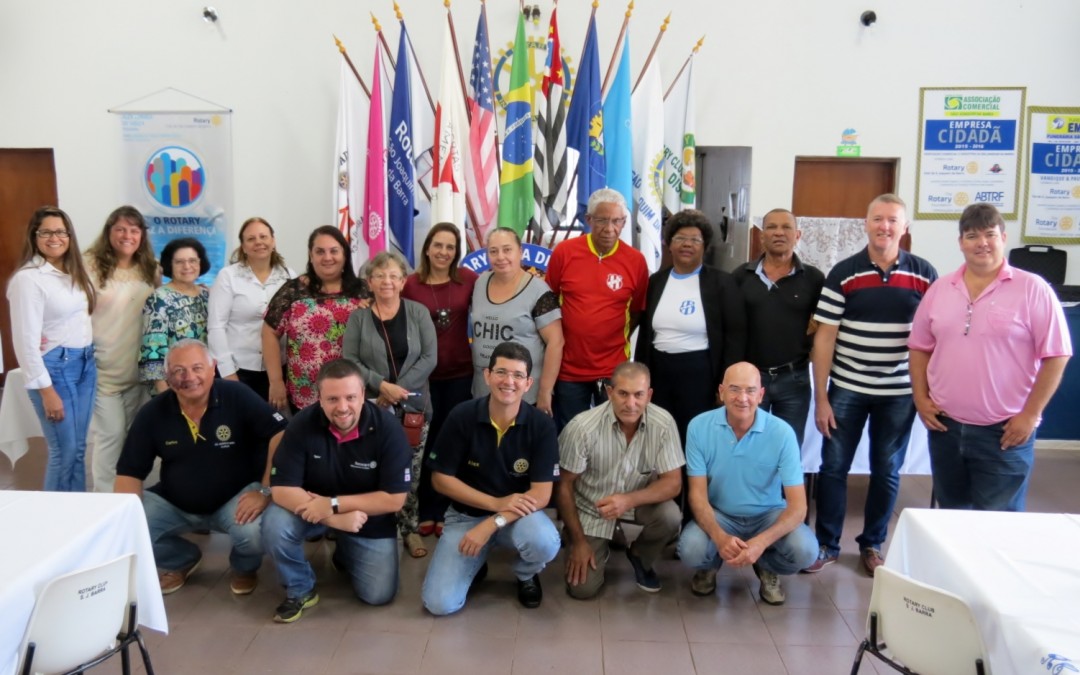 Unidos para servir melhor