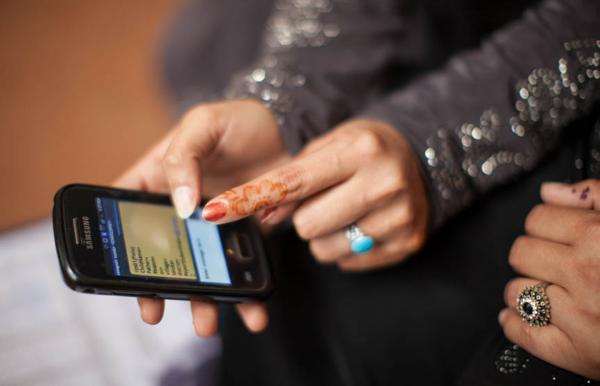 Telefones celulares auxiliam no combate à pólio