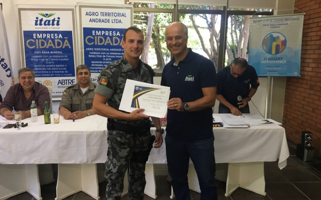 Homenagem por desempenho na segurança pública