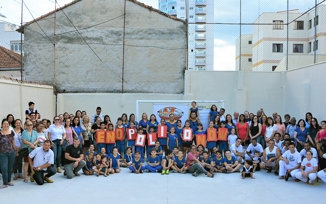 Alunos fazem exposição sobre luta contra a pólio