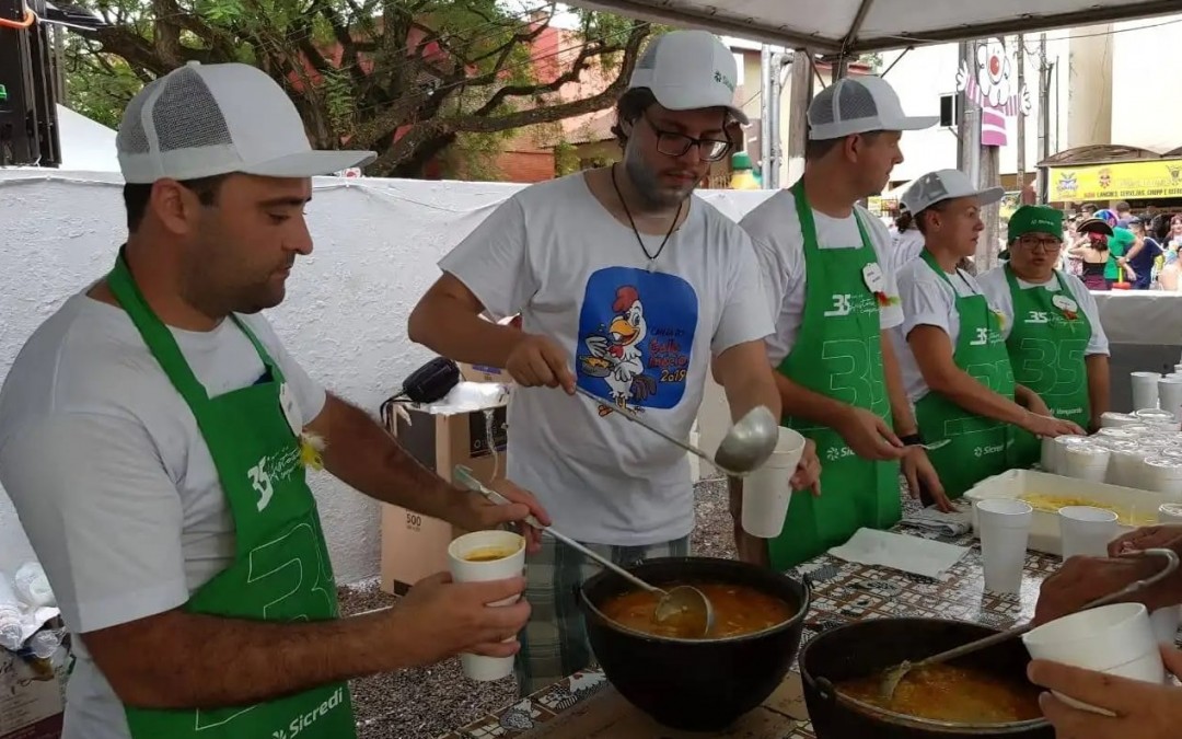 Canja no carnaval e arrecadação de lacres