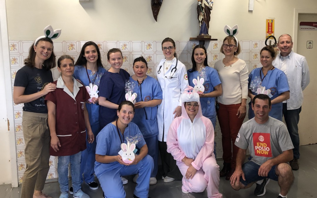 Doação de frutas na Páscoa