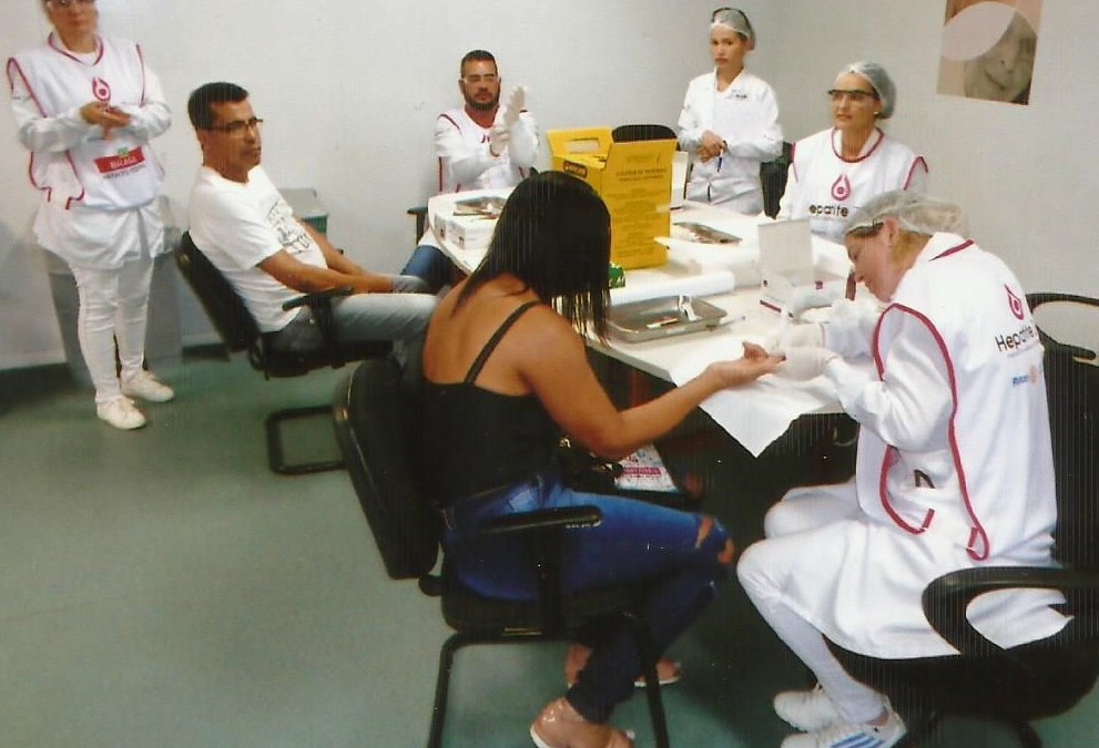 Testes de hepatite no DF