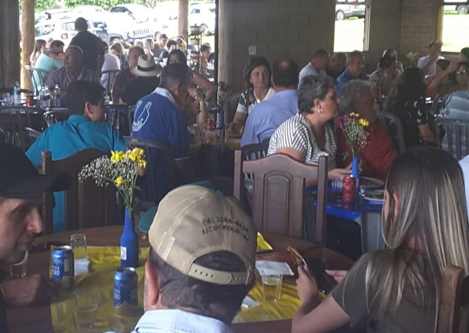 Almoço à mineira beneficente
