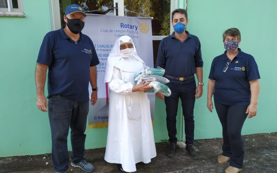 Máscaras para instituições, homenagem de Dia dos Pais e informativo