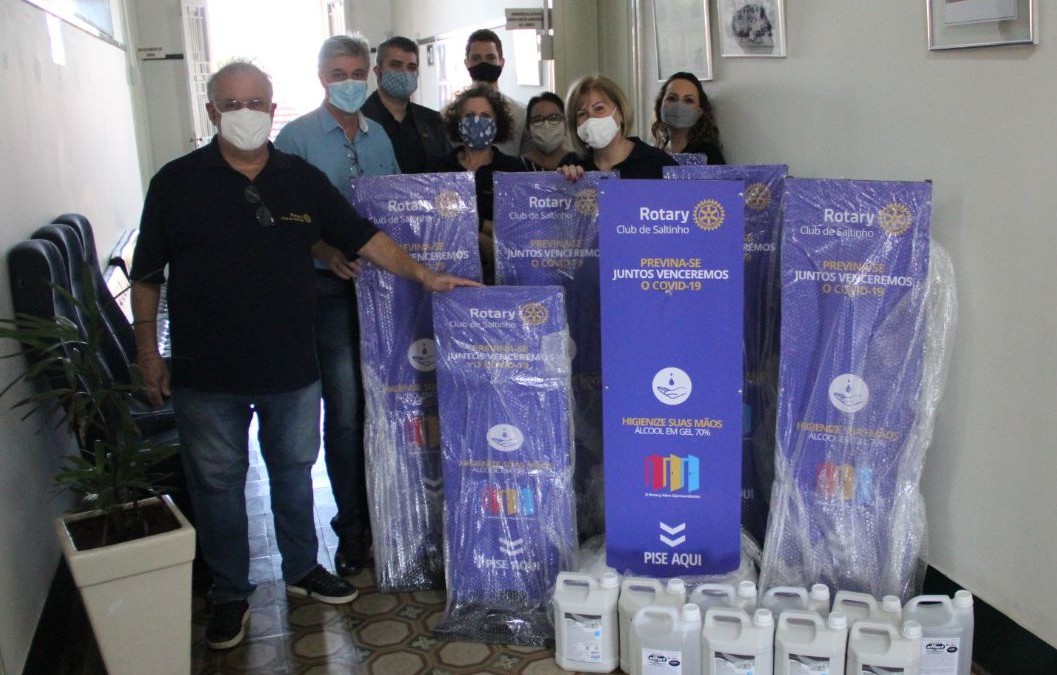 Doação à prefeitura e feijoada beneficente