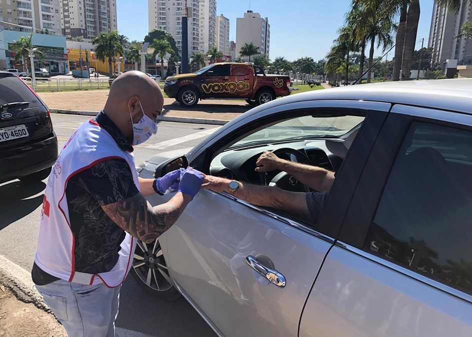 Testagem para a hepatite C em Americana