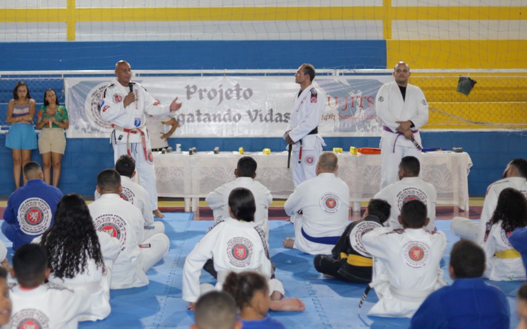 Projeto Resgatando Vidas