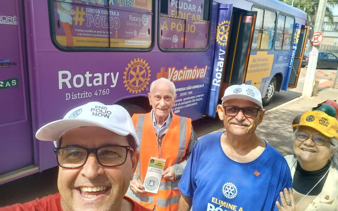 Consultório médico no ônibus