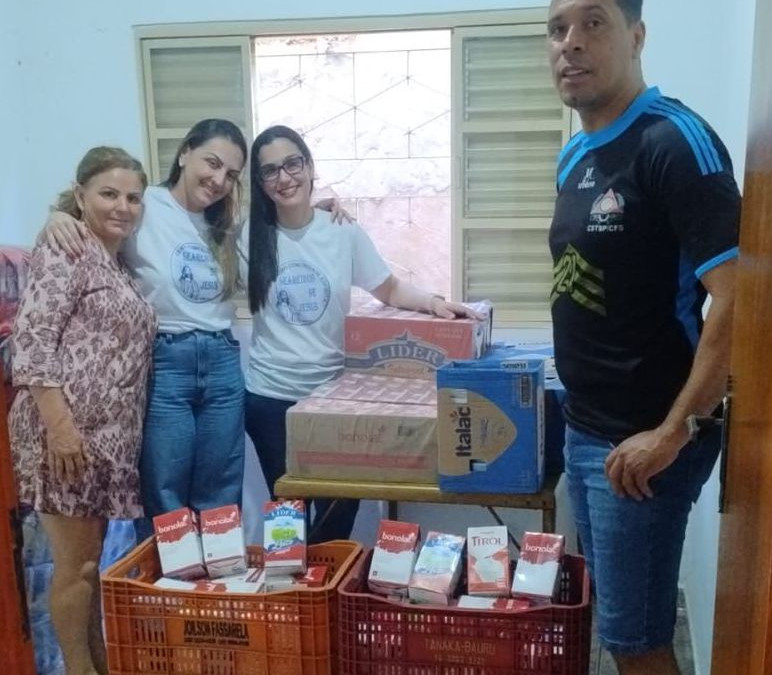 Arrecadação de leite e projeto escolar