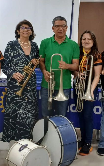 Instrumentos musicais para projeto