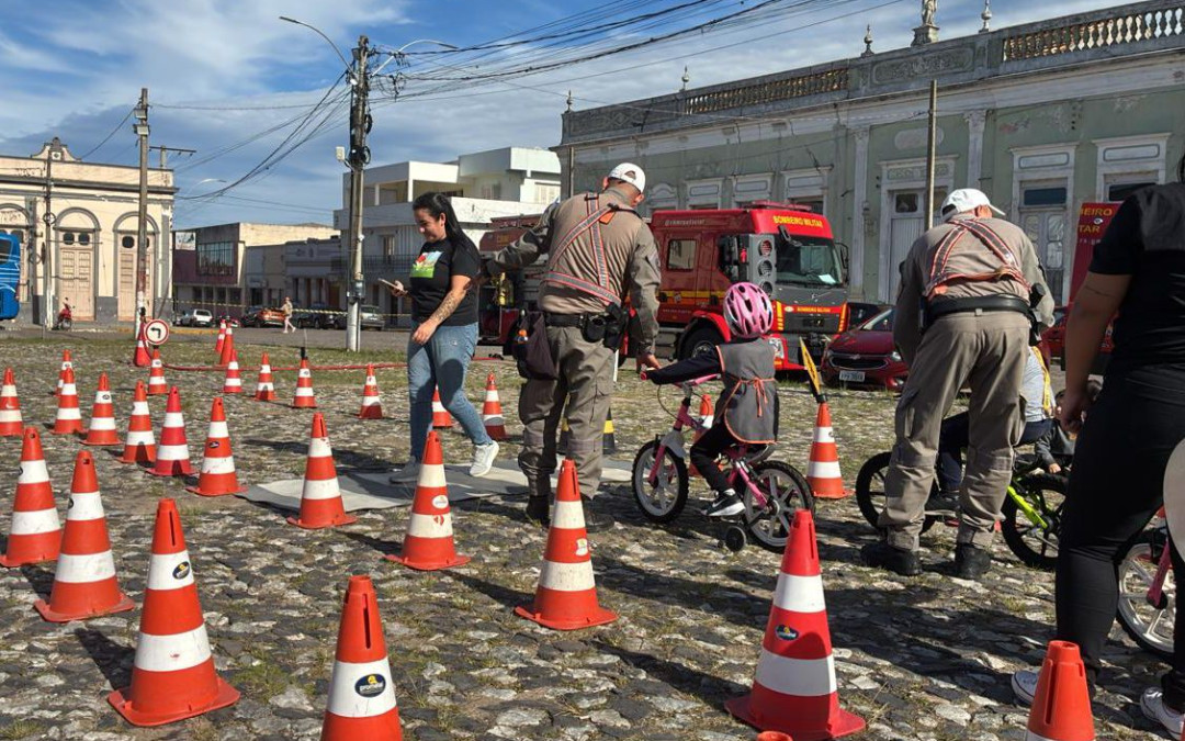 Educação no trânsito e evento para jovens